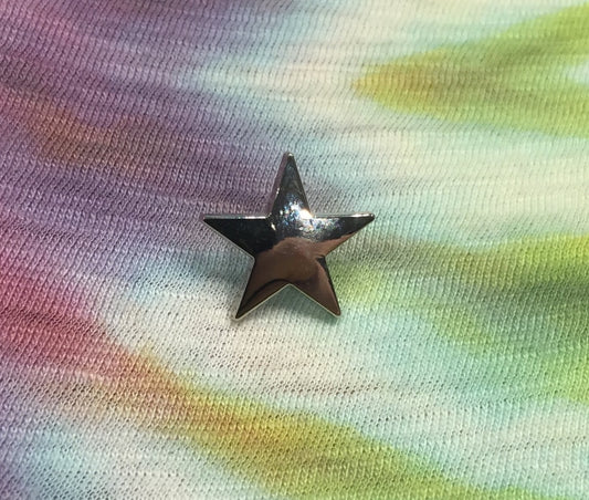GOLDEN STAR PIN