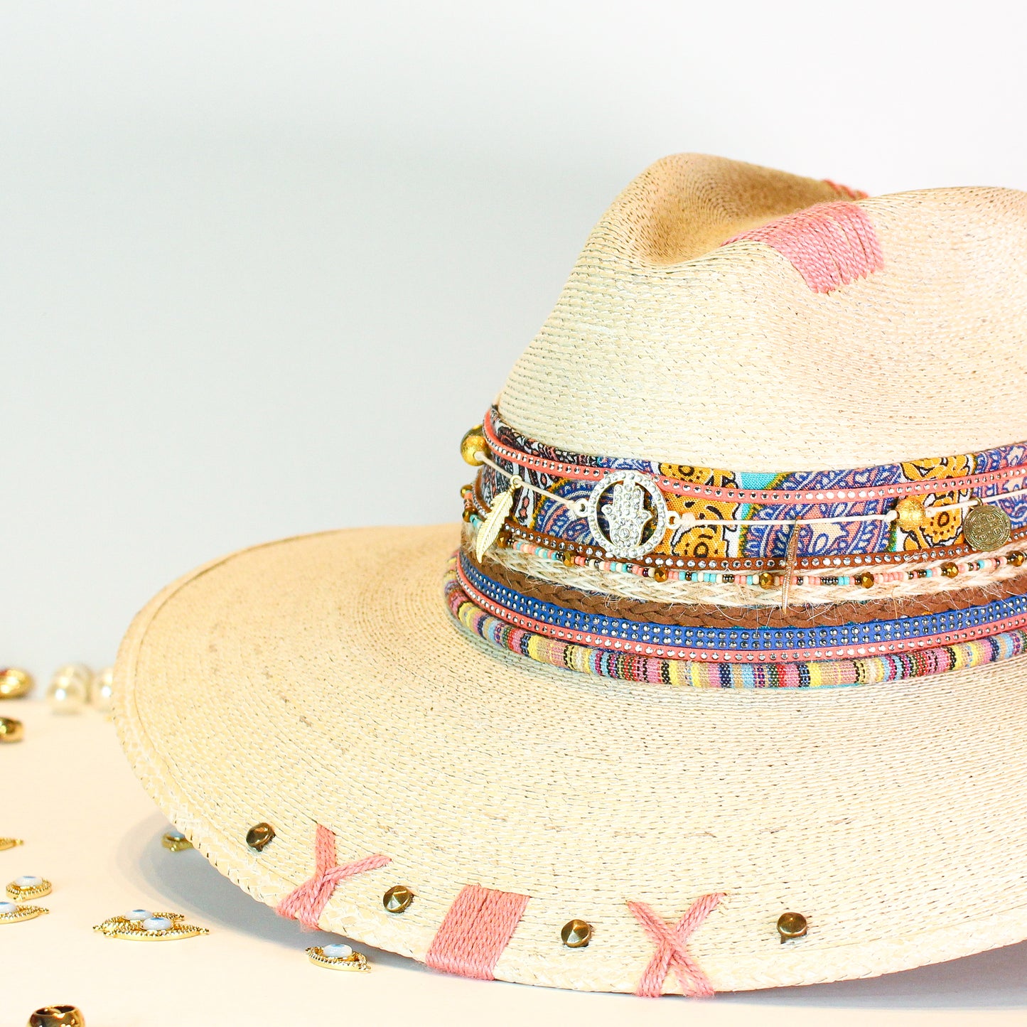 HAND HAT