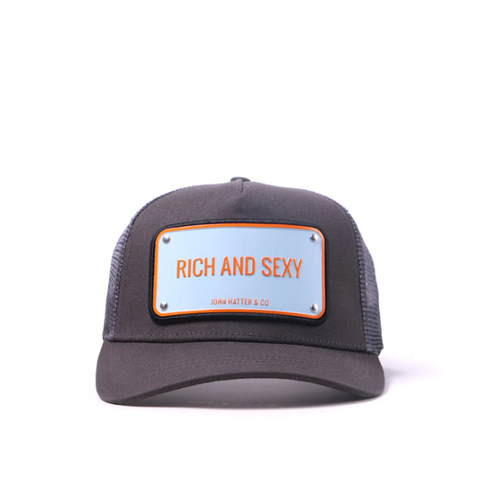GORRA RICH AND SEXY
