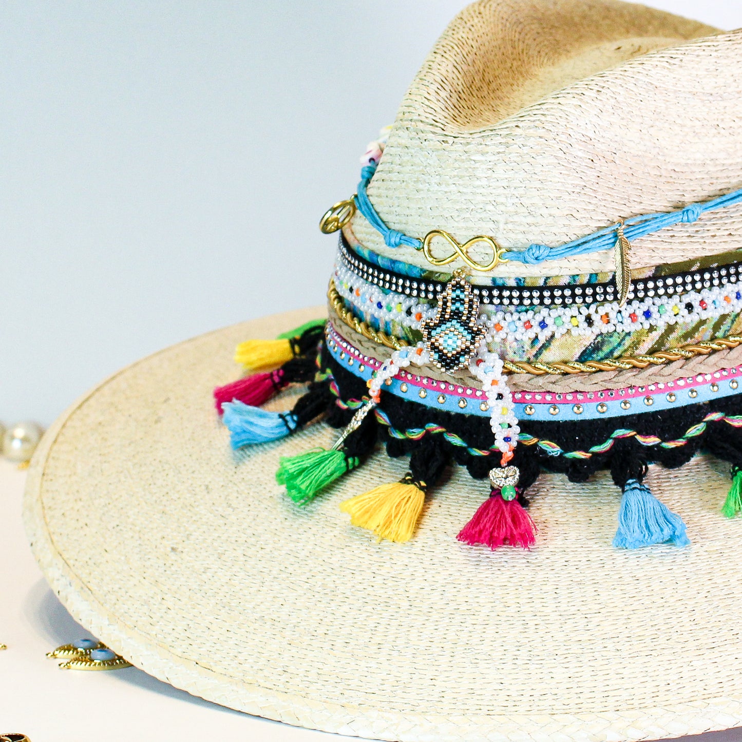 TASSELS HAT